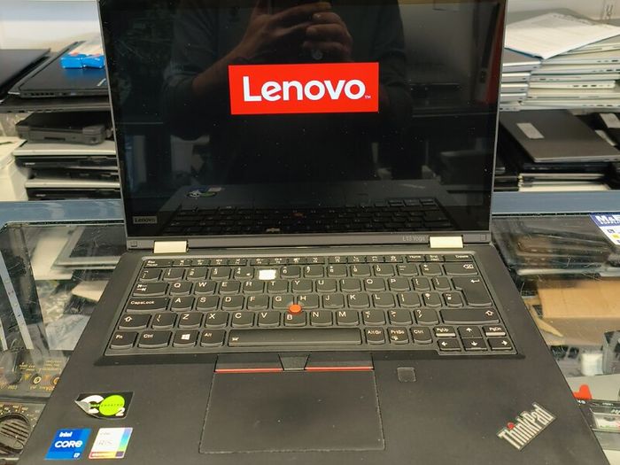 Touch 2in1 Lenovo ThinkPad L13 Yoga Gen 2 13.3" i7-1165G7 (11th Gen) 16GB 512GB SSD Windows 11 Pro LAPTOP