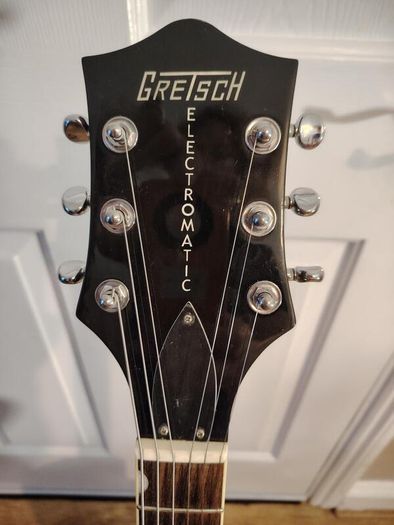 Gretsch G5127 Baby blue Electromatic guitar with hard case