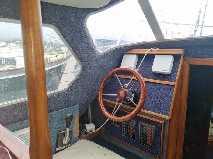 COX 27 Motorsailer