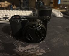 Sony ZV-E10 with 2 Lens and SmallRig Cage