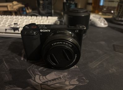 Sony ZV-E10 with 2 Lens and SmallRig Cage