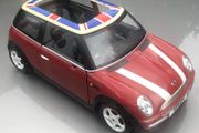 Hasbro Sindy MINI Cooper