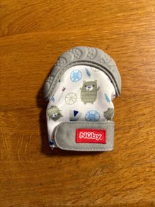 Nuby teething mitt