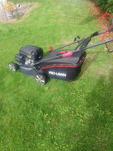 Hyundai Prolawn Self Drive Lawnmower