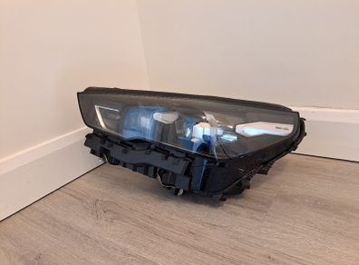 BMW 530 E 2025 Left Headlight