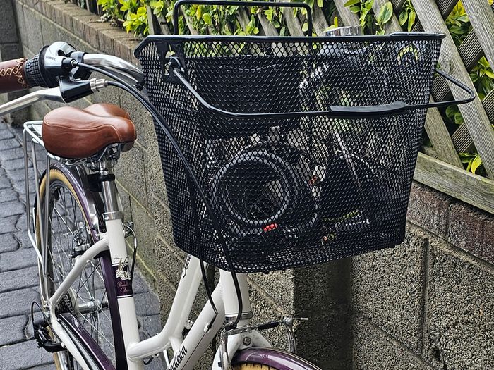 Pendleton Somerby Hybrid Bike - White & Purple, perfect condition rarely used
