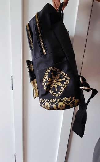 Leather bag