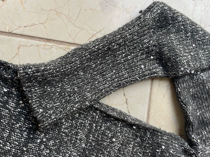 Abercrombie & Fitch V-neck sweater