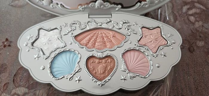 Flower Knows Shell's Jewel Collection Eyeshadow Palette in 02 Marine Shell