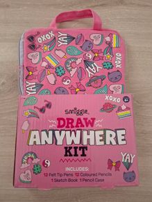 New Smiggle draw kit