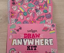 New Smiggle draw kit