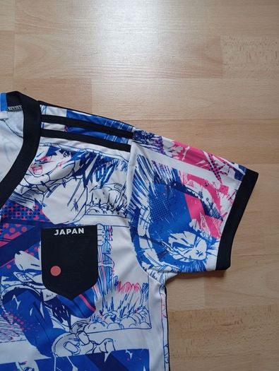 Japan FA Concept Jersey ((Immaculate Size UK S Fully Authentic Jersey))