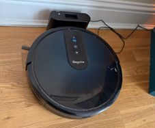 Bagotte robot hoover/mop - for parts or repair.