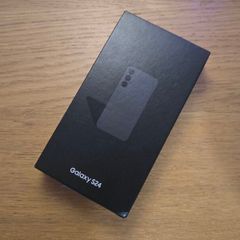 Samsung S24 Box