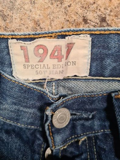 Levis 501's 1947 Special Edition jeans distressed Size W 30 L 30