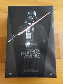 Hot Toys Darth Vader MMS279 Figure
