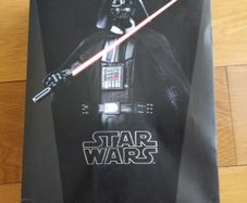 Hot Toys Darth Vader MMS279 Figure