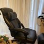 office chair with one arm broken Image 3