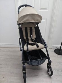 Babyzen YoYo pram / buggy in beige