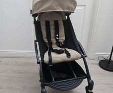 Babyzen YoYo pram / buggy in beige