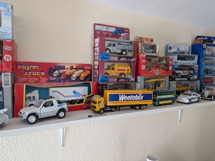 Large Collection of Model cars trucks vans collectibles see photos