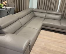 Natuzzi Editions Leather Corner Sectional Sofa (6 seater)