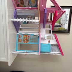barbie house