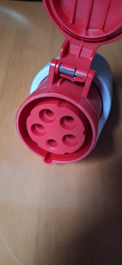 Garo Wall Socket 5P 32A 6h
