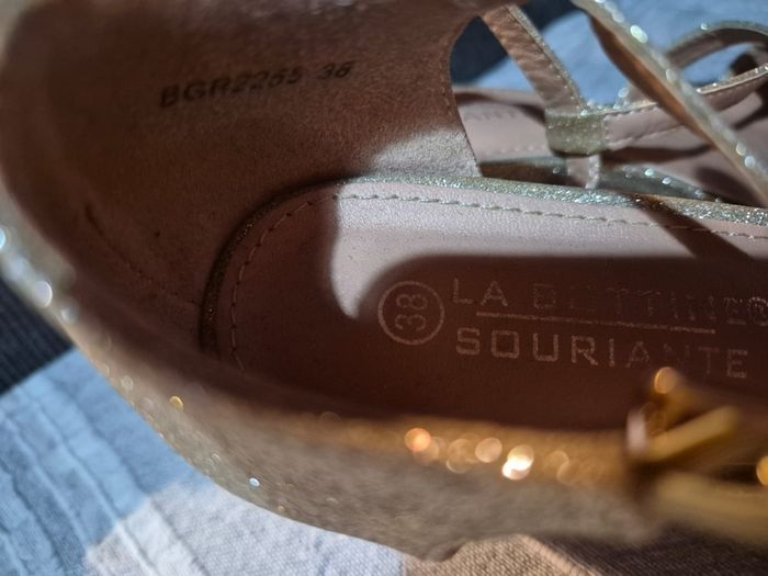 Size 38