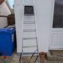 Aluminum step ladder Image 2