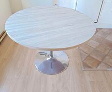 round table