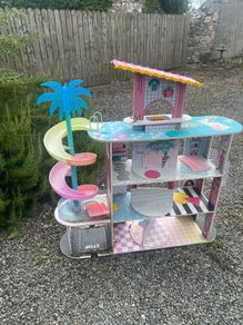 dolls house