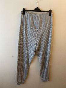 Grey maternity bottoms (large)