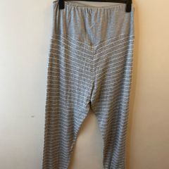 Grey maternity bottoms (large)