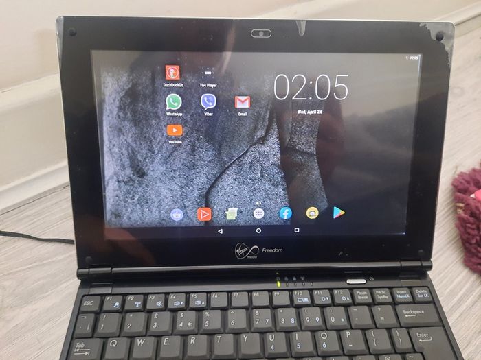 VIRGIN Media 12V Android Laptop / netbook