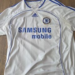 Retro Chelsea jersey