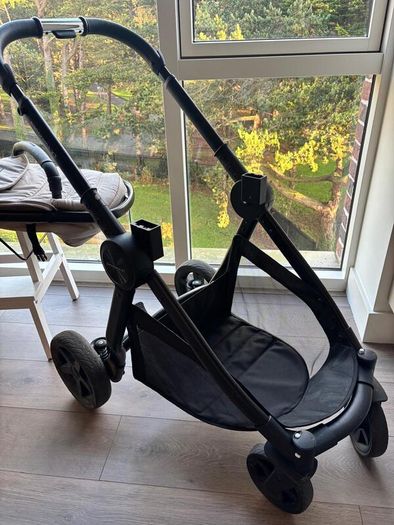 Panorama XTi by Babylo 2-in-1 Travel System with EnfaSafe i-Size R129 Car Seat Leaf