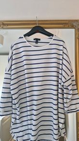 Navy/white striped top