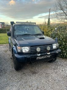 mitsubishi pajero mk2 breaking