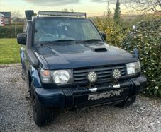 mitsubishi pajero mk2 breaking
