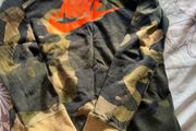 Nike top