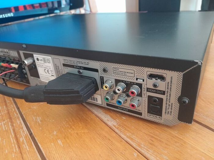 LG HT503PH-DH Home Theatre Receiver. Plays CDs (Faulty DVD) Audio Amp Amplifier,  home stereo, music, sound, CD player.