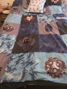 Duvet Cover and Duvet (Single) and Matching Cushion ... Official Fortnite Shuffles All 3 Items for 23.00euro .. Price Drop NOW 18.00euro