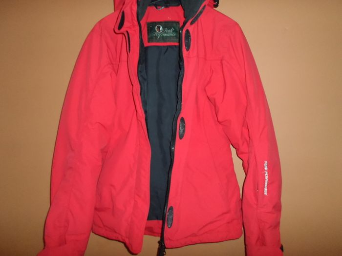 Peak Performance windproof or waterproof warm  jacket. sizeM