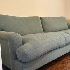 4 seater Livie
