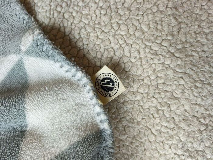 Cozy Warm Soft Throw Blanket for Sofa / Bed