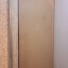 bathroom glass screen
