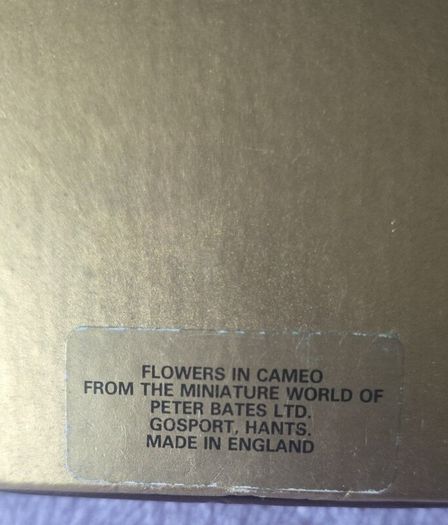 Peter Bates Miniature World Flowers in Cameo - Boxed