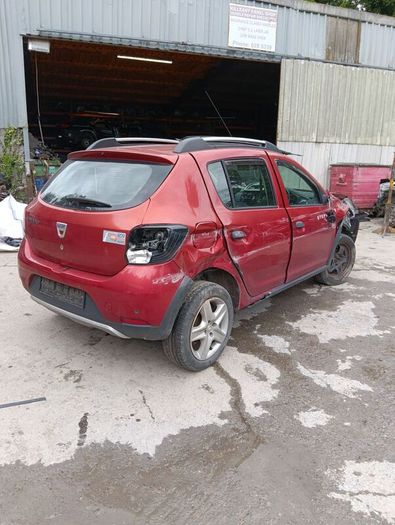 Breaking dacia sandero stepway 2015 1L petrol