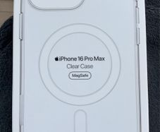 iPhone 16 Pro Max MagSafe case + Screen Protector